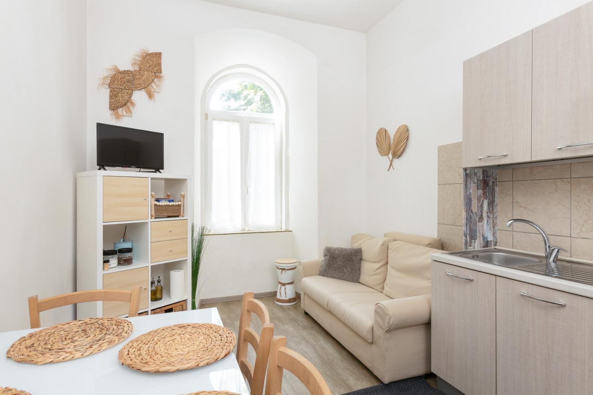 XX Settembre Apartment ตรีเอสเต ภายนอก รูปภาพ